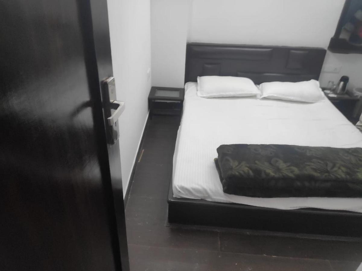Exotic Naturals Guest House Shimla Exteriör bild